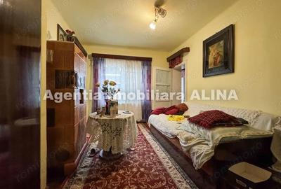 Casă cu 3 camere în Aurel Vlaicu - 12