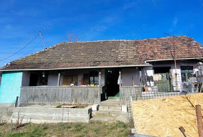 Casă cu 3 camere în Micăsasa - 1