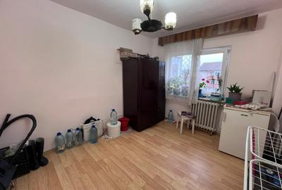 Apartament 4 camere,zona Liceul-Auto - 2