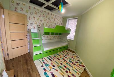 Apartament cu 3 camere decomandat în Astra - 4