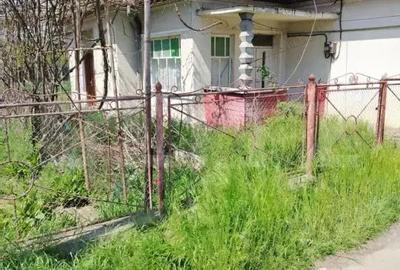 Casa 2 camere,teren 720 mp,comuna Unirea - 3