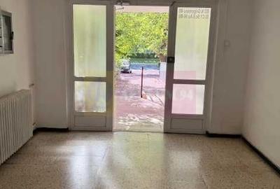 Vanzare apartament 4 camere Titan, metrou M1 si M3 - 2