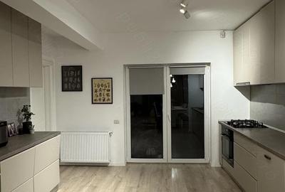 Casă cu 4 camere cu Teren 56 Mp în Central - 10