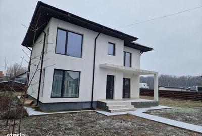 Casă cu 4 camere cu Teren 735 Mp în Miroslava - 5