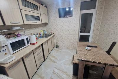 Apartament 3 camere de vanzare decomandat Inel 2 - 12