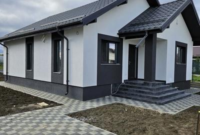 Casă cu 4 camere în Petrești - 5