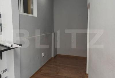 Spațiu comercial, de 14 mp, în Central - 3