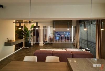 Apartament cu 2 camere decomandat în Piața Unirii