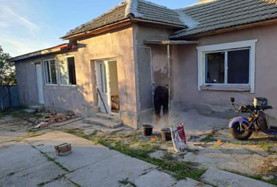 Mihail Kogălniceanu-casa 2camere sau teren - 1