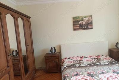 Apartament cu 4 camere decomandat în Central - 9