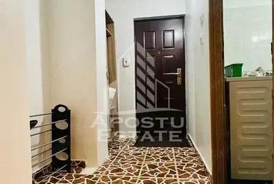 Garsonieră decomandată în Lunei - 5