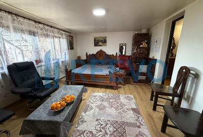 Casă cu 6 camere cu Canalizare în Târgu Trotuș - 38