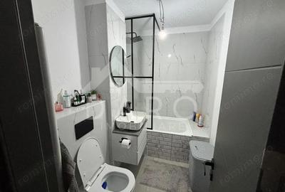 Apartament cu 3 camere decomandat în Diamant - 1
