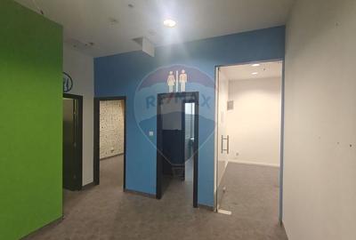 Spațiu comercial, de 133 mp, în Zorilor - 9