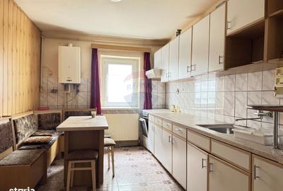 Apartament cu 3 camere decomandat în Vitrometan - 4