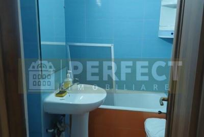 Apartament DECOMANDAT 2 camere B-dul REPUBLICII 66000 euro
