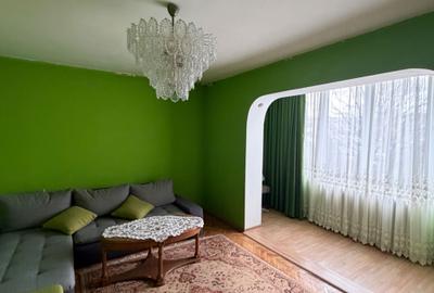 Apartament cu 2 camere decomandat în Astoria - 1