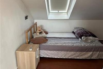 Vanzare duplex in vila, 3 camere, mobilat si utilat  Plumbuita, cu CT - 10