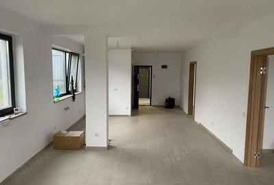 Spațiu comercial, de 80 mp, în Central