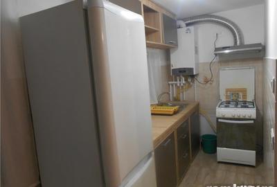 Apartament cu 2 camere decomandat în Titan