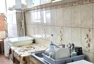 Apartament cu 3 camere decomandat în Târgu Cucu - 5