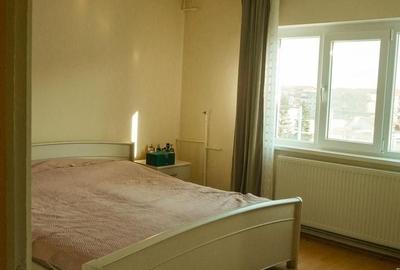 Apartament cu 3 camere decomandat, mobilat în Bucovina - 2