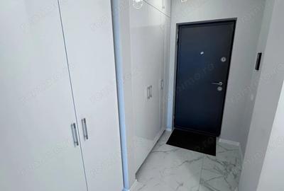 Apartament cu 3 camere semidecomandat în Dumbrăvița - 2