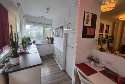 Apartament cu 2 camere decomandat, mobilat în P-ța Rosetti - 10