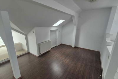 Apartament cu 4 camere decomandat în Popoveni - 7