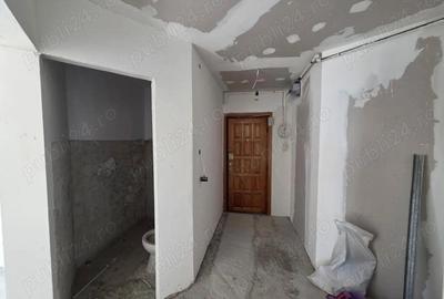 Apartament cu 4 camere decomandat în Central - 4