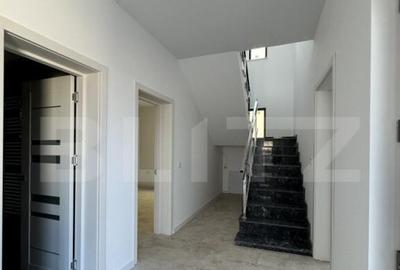 Casa noua la cheie P+E, Pia?a Chiriac, 188 mp construiti, - 14