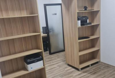 Spațiu comercial, de 133 mp, în Central - 18