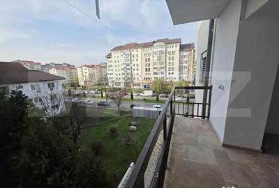Apartament cu 3 camere semidecomandat în Micro 3 - 7