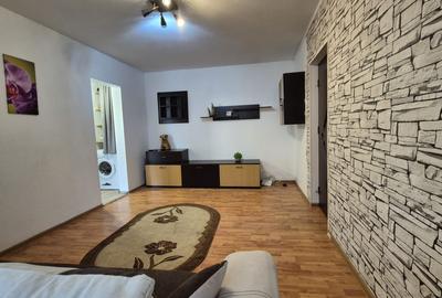 Apartament cu 2 camere semidecomandat, mobilat în Țiglina 2 - 3