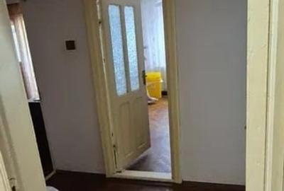 Apartament 2 camere Strada Lupeni - etaj 1/4 - 53 mp - 7