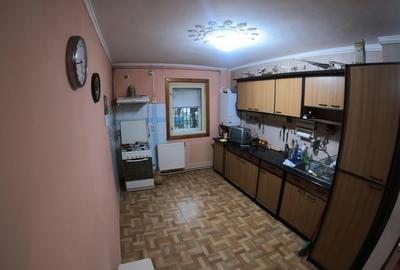 Apartament cu 3 camere decomandat, mobilat în Semicentral - 10