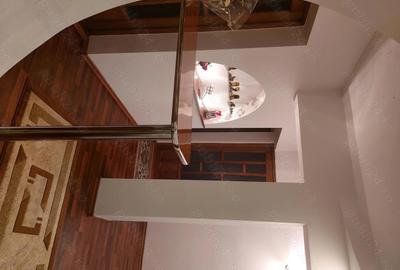 Apartament cu 3 camere decomandat în Exterior Vest - 1