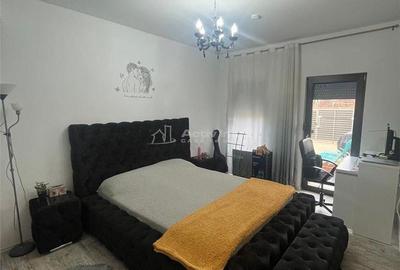 Casă cu 4 camere în Costi - 1