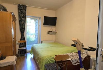 Apartament cu terasa la parterul unei vile - 4