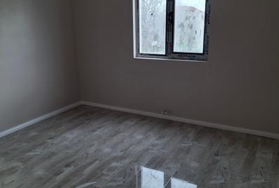 Vindem Casa in Lumina - 5