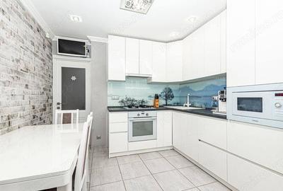 Apartament cu 2 camere decomandat în Romană
