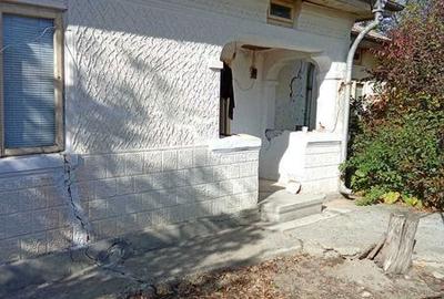 Casă cu 4 camere cu Teren 90 Mp în Priponești - 7