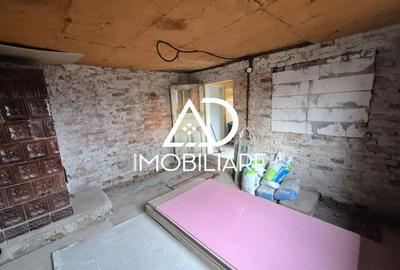 Casă cu 4 camere în Central - 1