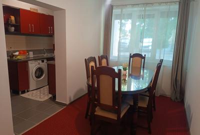 Apartament cu 3 camere decomandat în Caracal - 6