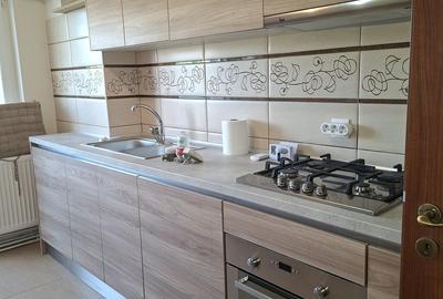 Apartament cu 2 camere decomandat în Calea București