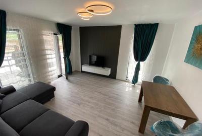Apartament cu 2 camere decomandat, mobilat în Cristian