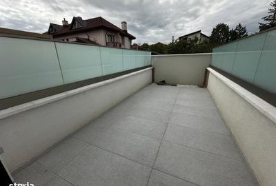 Apartament cu 4 camere în Central