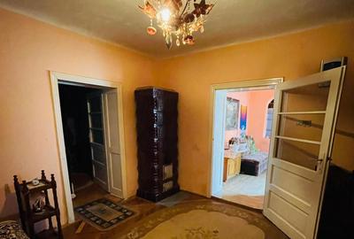 Casă cu 3 camere în Central - 6