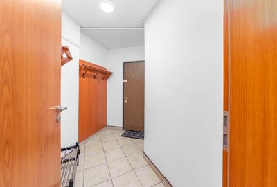 Apartament cu 5 camere decomandat în P-ța Universității - 13