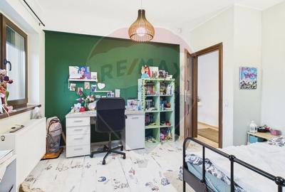 Casă cu 5 camere cu Teren 500 Mp în Central - 27